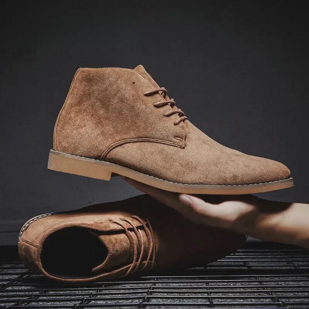 Men's Timeless British Suede Boot | Ventorini